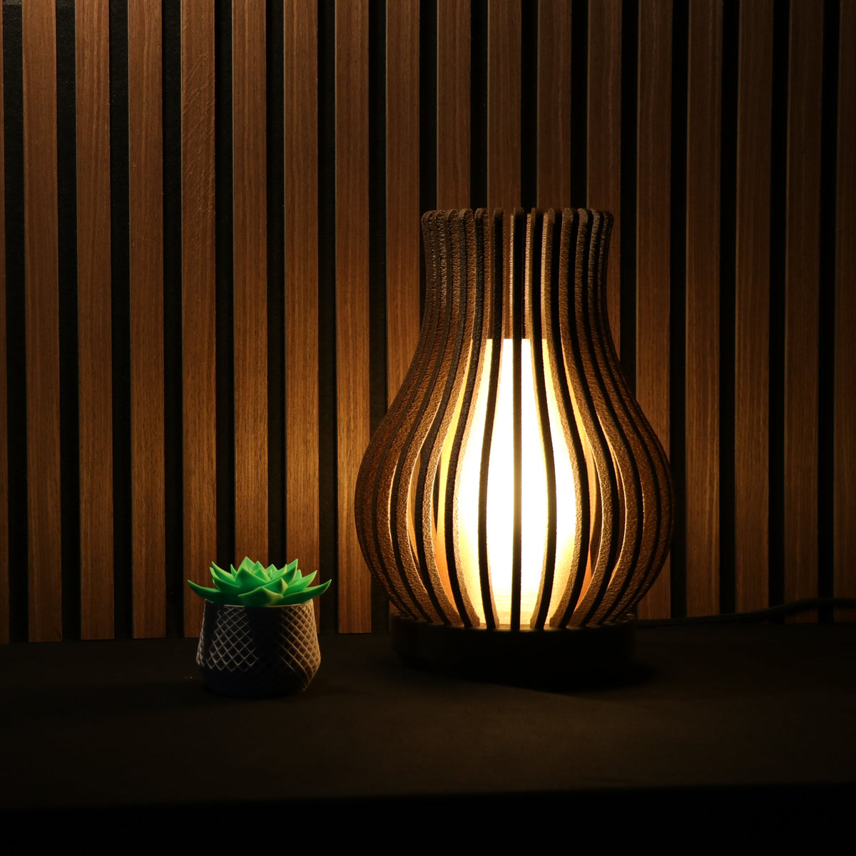 Arcus Lamp