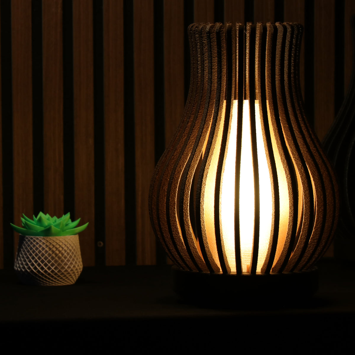 Arcus Lamp
